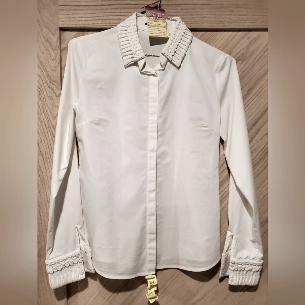 Beautiful white vintage Elie Tahari long sleeve Size S